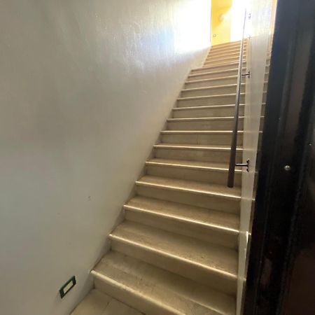 Mansardine Metropolitane Apartment Бреша Екстериор снимка