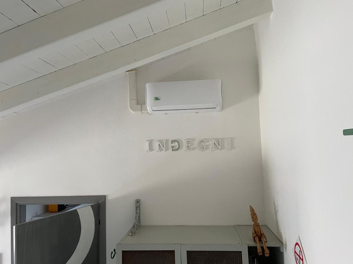 Mansardine Metropolitane Apartment Бреша Екстериор снимка