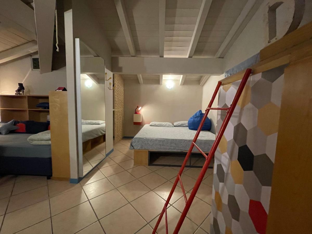 Mansardine Metropolitane Apartment Бреша Екстериор снимка