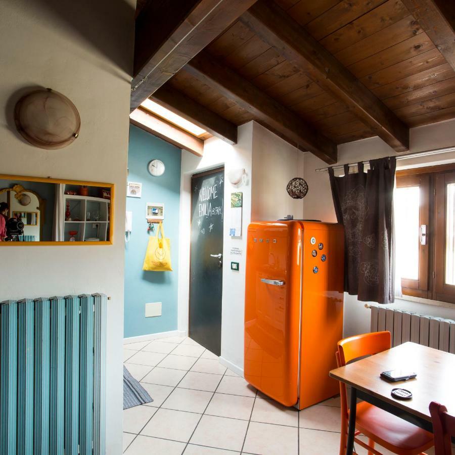 Mansardine Metropolitane Apartment Бреша Екстериор снимка