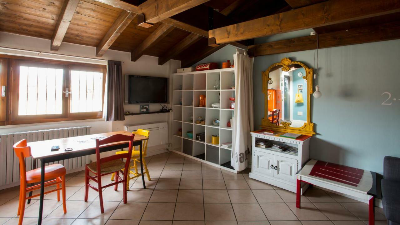 Mansardine Metropolitane Apartment Бреша Екстериор снимка