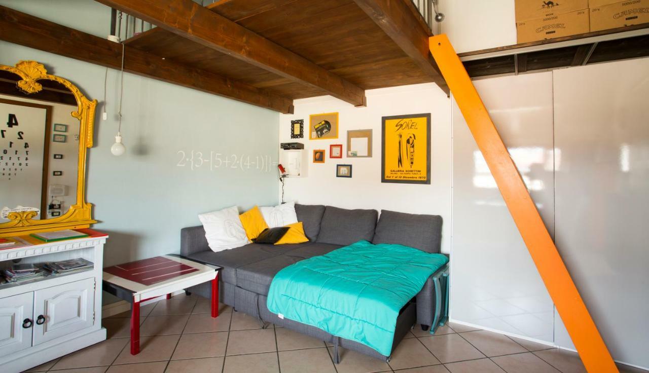 Mansardine Metropolitane Apartment Бреша Екстериор снимка