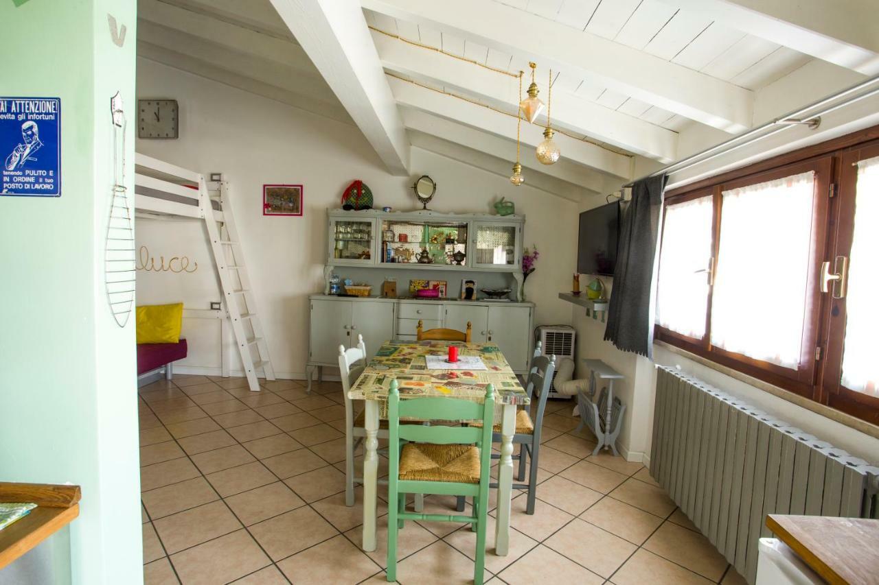 Mansardine Metropolitane Apartment Бреша Екстериор снимка